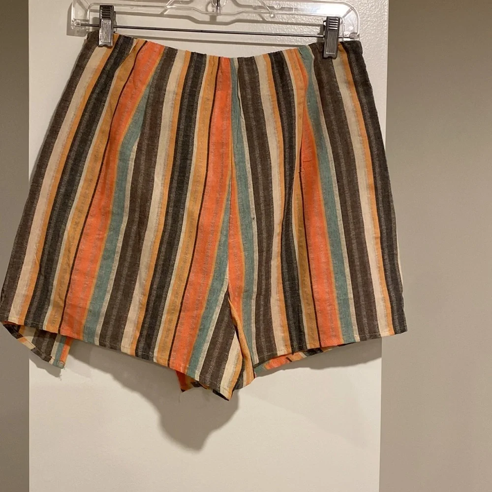 NWOT Shein striped size 6 shorts